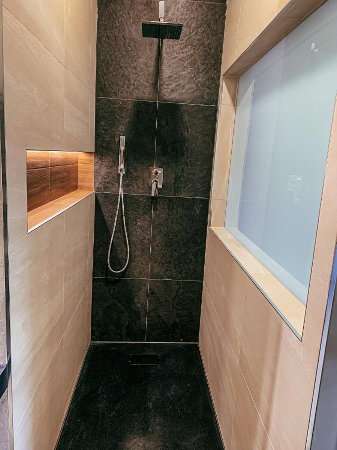 B&B Salus Civico 23 Reggio Emilia Exterior photo